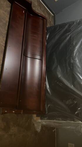 86998 Camden Isle King Size Vintage Brown Floating Bed Frame With Headboard And Footboard
