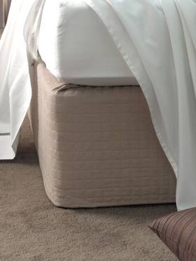 19778090 Linen House Quilted Bedwrap - Double