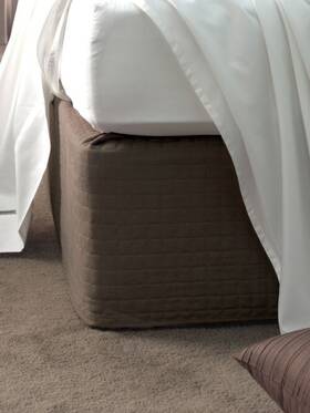 19778091 Linen House Quilted Bedwrap Chocolate - Double