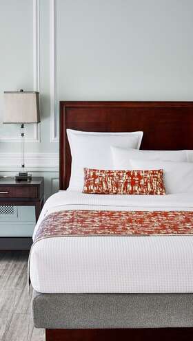 263405 Robert Allen Bed Scarf Queen With Textured Woven Pattern Color Ember Hotel Bedding