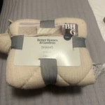 Better Homes & Garden Diamond Gauze Cotton, Shams (2 Count) King. Fixed Price $7.00.