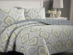 Martha Stewart Queen Quilt Set Jamie Medallion Reversible New. Fixed Price $59.99.
