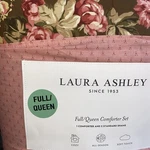 Laura Ashley Bloomsbury Brown Pink Ran Floral Queen Full 3 Pc Comforter Sham Set. Fixed Price $124.99.