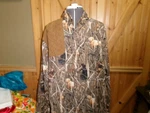 North River Outfitters Shooting Shirt Camo Lab Dogs Pad Shoulder Elbows Lg. Fixed Price $9.00.