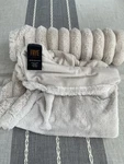 Frye Pillow Sham Bedding Beige Faux Fur Channel Stripe King Super Soft Euc. Fixed Price $24.70.