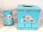 Popular Bath Poppy Fields Aqua Resin Tissue Box & Tumbler Set New. Fixed Price $11.25.