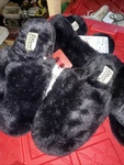 Women's Deluxe Dearfoam Memory Size Medium 7-8 Black Slippers New. Fixed Price $9.99.
