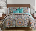 Vcny Home Reversible Quilt Set King Yara Medallion 2 Pillows Shams 5 Pc. Fixed Price $40.25.