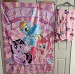 My Little Pony 2013 Toddler Sized Bedding Reversible Satin Comforter&sheet Set. Fixed Price $105.37.