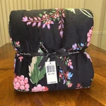 Nwt Vera Bradley Throw Blanket In Berry Merry. Fixed Price $75.00.