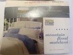 Martha Stewart Matelasse Coverlet White Ruffled Bedspread Full Double Nip. Fixed Price $65.00.