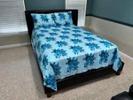 4 Pcs Microfiber Bed Flat Sheet, Fitted And 2 Pillowcases. Fixed Price $17.99.