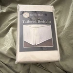 Levinsohn Queen Tailored Bedskirt Ivory 14IN Drop Easy-care Contemporary. Fixed Price $21.00.