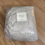 Restoration Hardware Rh Matelasse Box-spring Cover Queen Size Tan, New. Fixed Price $48.88.