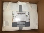 Better Homes & Gardens 3-PIECE Cream Textured Comforter Set, Full/queen. Fixed Price $51.25.
