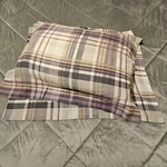 Pillow Shams Westpoint Stevens Mulberry Plaid Standard Size 31X26. Fixed Price $8.85.