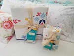 Nwt Pioneer Woman 'mazie Medallion' King Quilt & Pillow Sham Set. Fixed Price $85.99.