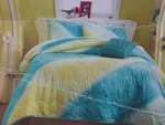 Xhilaration Hand Dying Full / Queen Quilt Nip. Fixed Price $75.65.