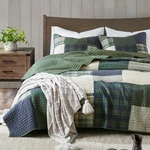 Woolrich Set Patchwork Channel Quilting, Cottege Coverlet For Twin Size.... Fixed Price $111.79.