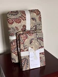 Pottery Barn Dottie Kalamkari F/q Duvet Cover + 2 Standard Shams. Fixed Price $99.00.