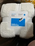 Twin/ Xl Sherpa Faux Shearling Blanket White Room Essentials. Fixed Price $19.99.