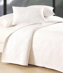 Bright White Queen Quilt : 100% Cotton Beach House Coastal Shells Coverlet. Fixed Price $169.99.