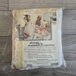 Vtg Night Watch Vinyl Protective Zippered Mattress Cover Sz Queen 60" 80" 9". Fixed Price $39.99.